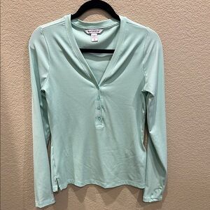 Athleta Green Fitted Long Sleeve Blouse